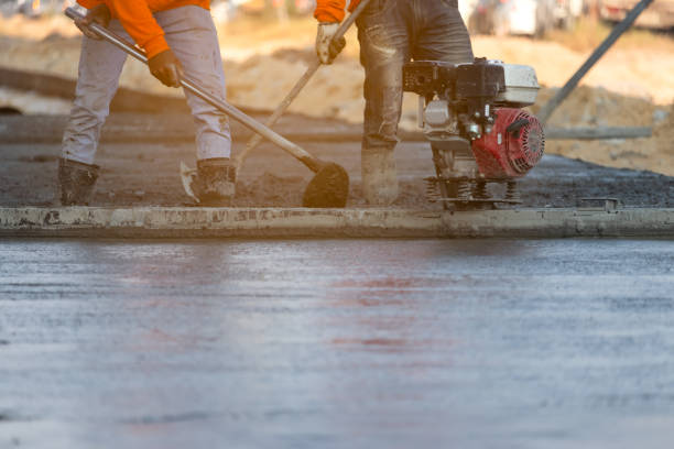 Best Commercial Concrete Contractor  in Antigo, WI